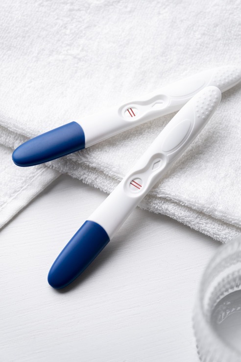 positive-pregnancy-tests-still-life (2)