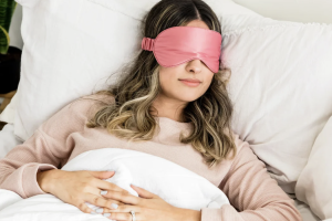 Holistic Guide to Better Sleep: Common Issues and How to Improve Rest